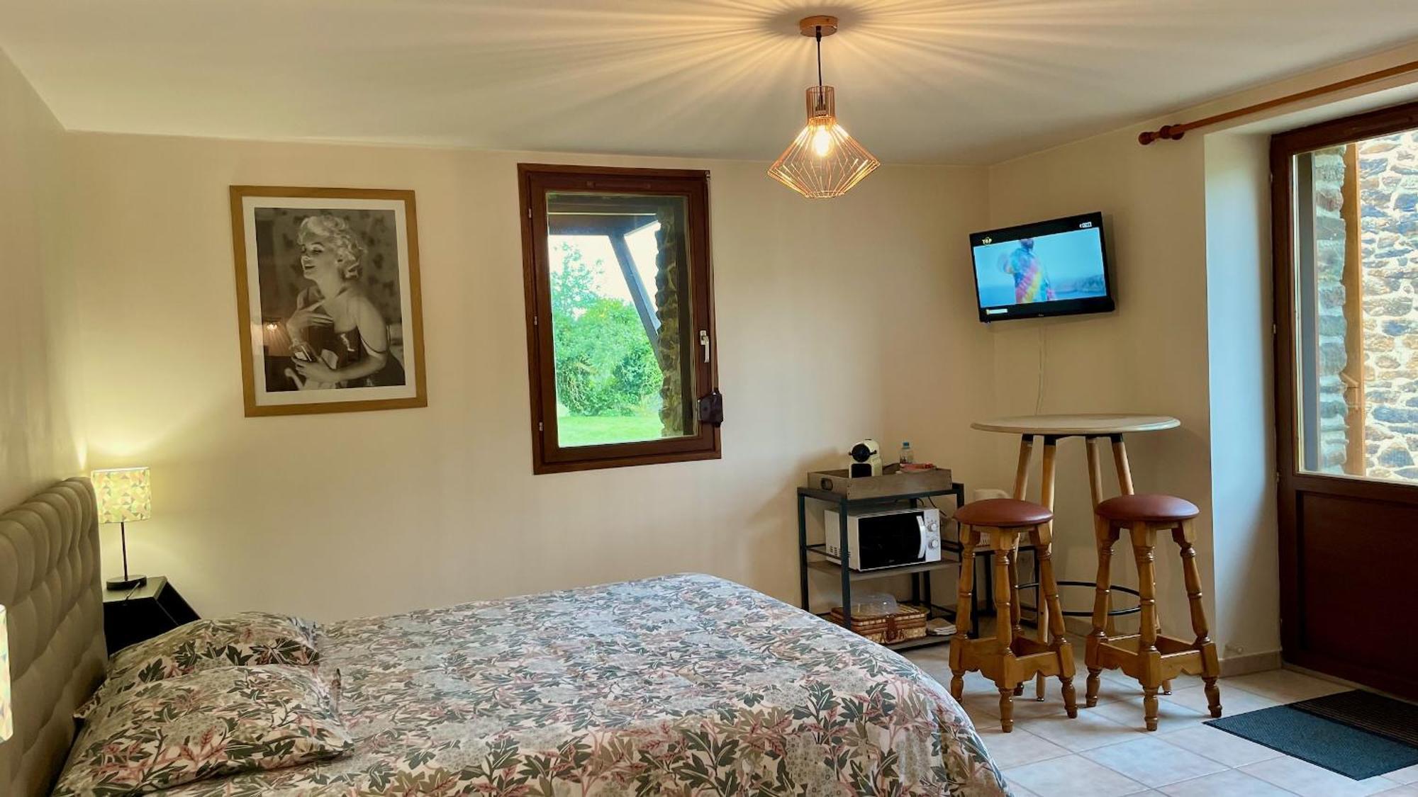 Chambres D'Hotes Les Tilleuls Poullaouen Ngoại thất bức ảnh